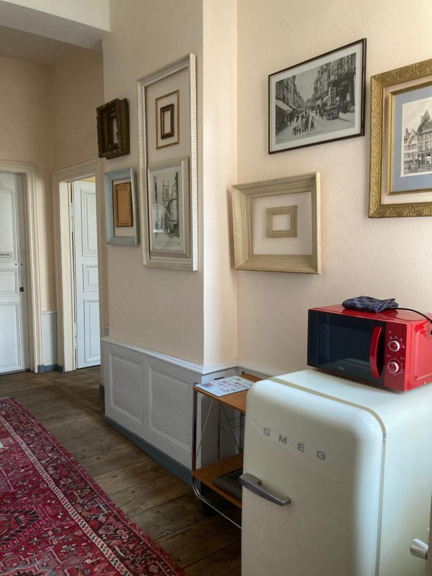 La Garconniere Centre Historique Troyes Appartement Buitenkant foto